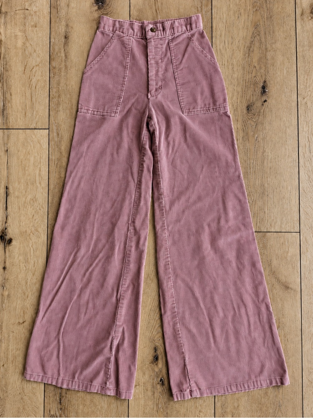 Vintage 1970s Pink Corduroy Flare/ Elephant Bell Bottom Pants Size 7 High Rise